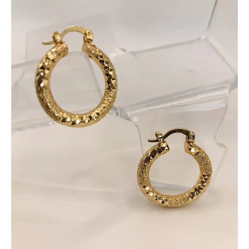 Women's Color 14k Gold Plated 1in small hoop Earrings Diamond Cut Oro laminado